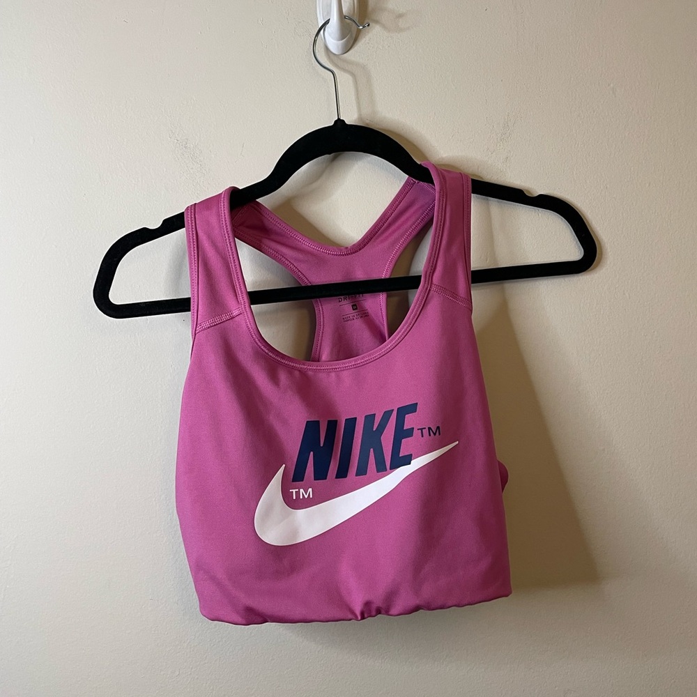 Nike Swoosh Icon Clash Medium Support Pink Sports Bra Athletic Workout